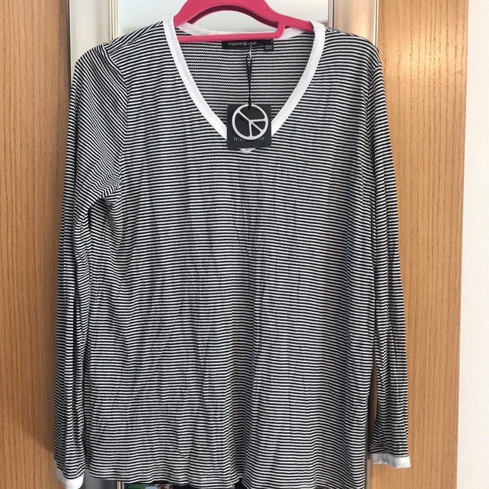 Hippie Chic 1X striped blouse.  Cute!  Black and white stripes with V neck.